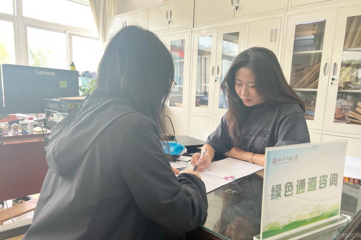 图片3.jpg 图片3.jpg