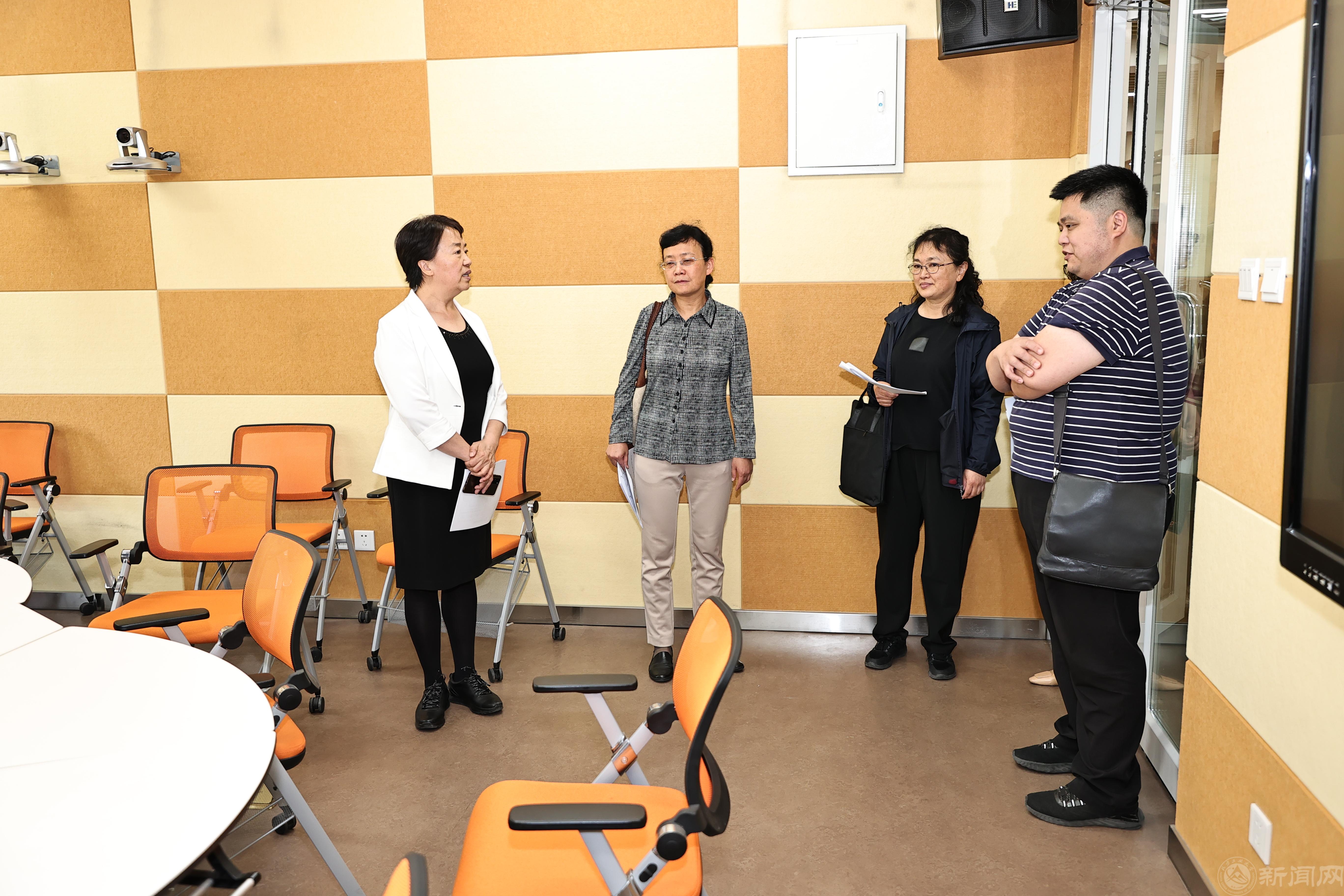 AG8I7340.JPG AG8I7340.JPG