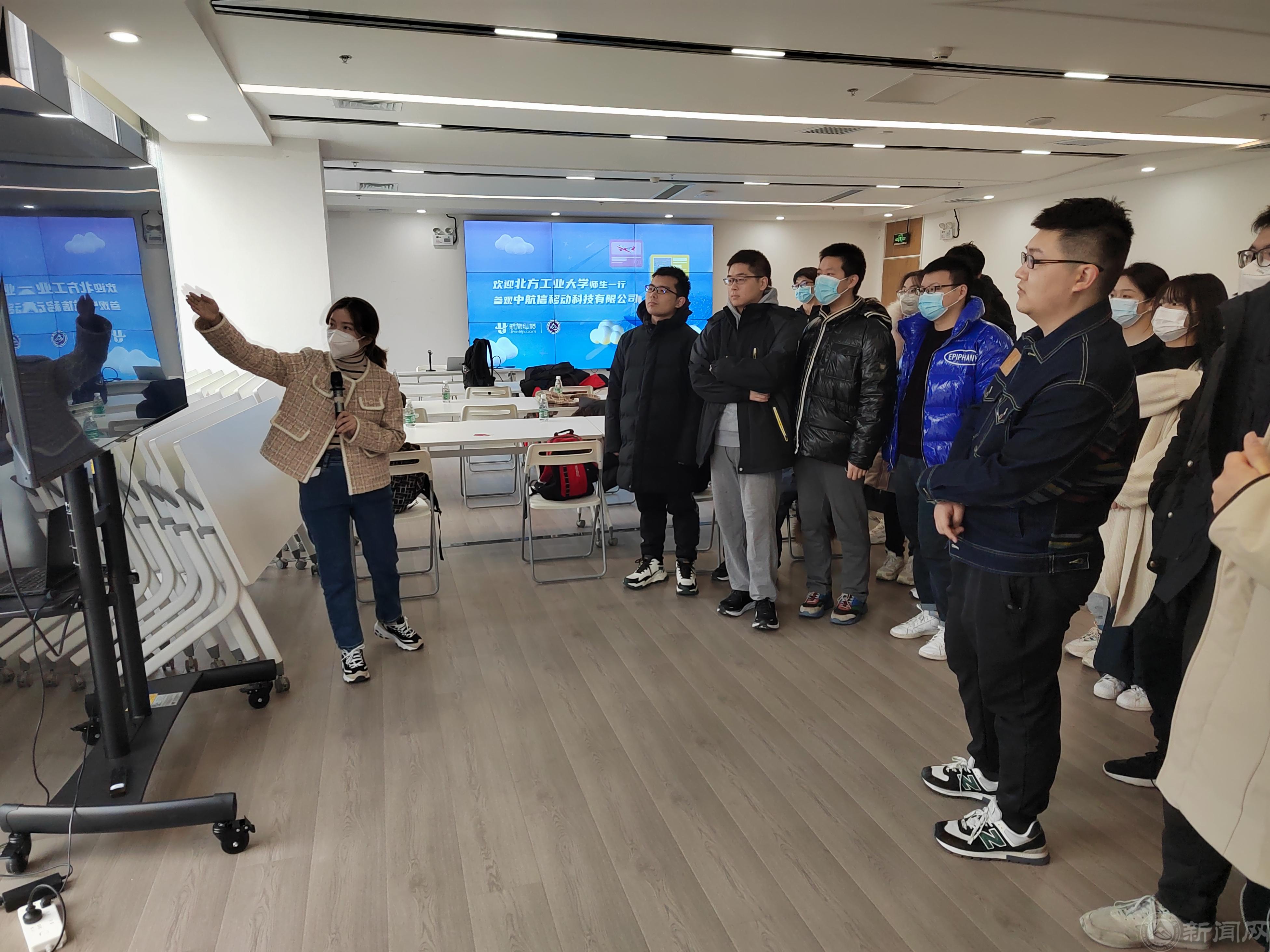 c494afe3f8ecfb32293f8a08f521f65.jpg c494afe3f8ecfb32293f8a08f521f65.jpg